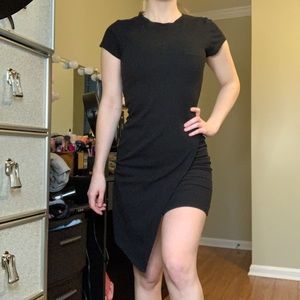Black bodycon dress